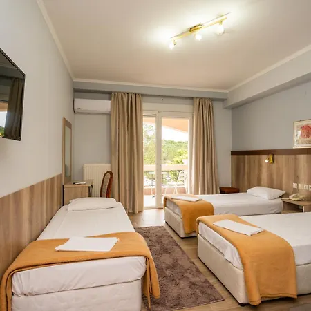 Epavlis Hotel