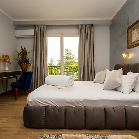 Epavlis Hotel 3*